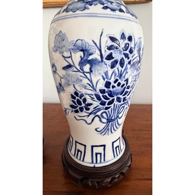 Early 20th Century Chinoiserie Blue and White Porcelain Vase Table Lamps For Sale - Image 5 of 12