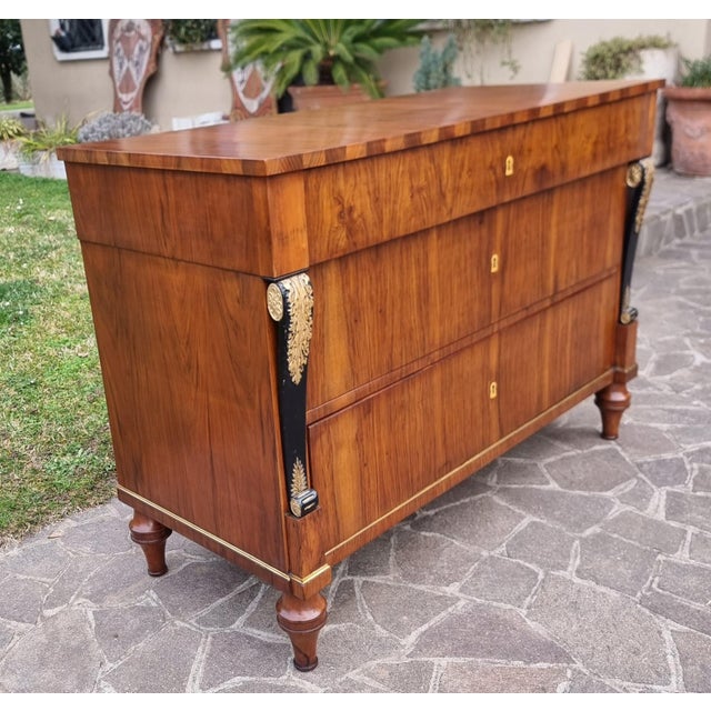 Antique Empire Chest of Drawers in Walnut, 1820 For Sale - Image 6 of 11
