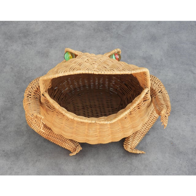 French Wicker Frog Basket by Olivier Cajan, 1970 For Sale - Image 4 of 8