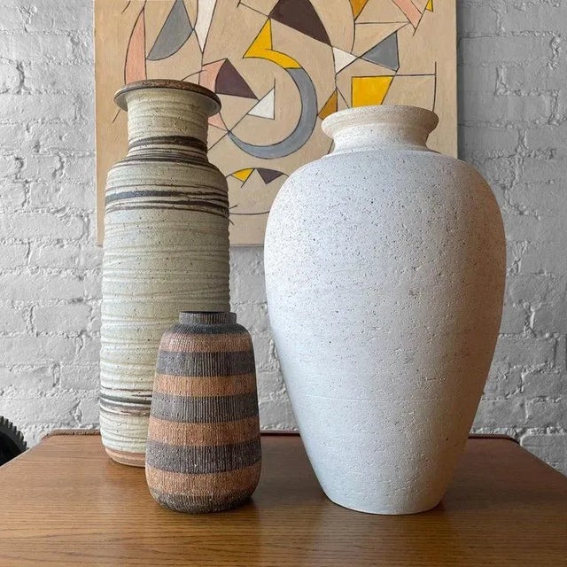 1960s Italian Earthenware Ceramic Vase by Flavia Montelupo For Sale In New York - Image 6 of 12