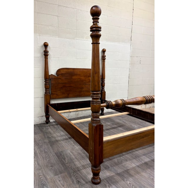 Late 20th Century Vintage Full Size Duncan Phyfe Style Traditional Low Poster Cannonball Bed For Sale - Image 5 of 11