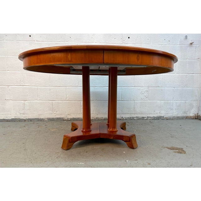 Mid 20th Century Vintage Expanding Cherry Dining Table by Stickley For Sale - Image 5 of 16