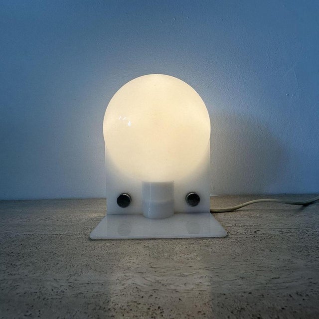 Vintage Sirio Table Lamp by Sergio Brazzoli for Harvey Guzzini, 1970s For Sale - Image 3 of 15