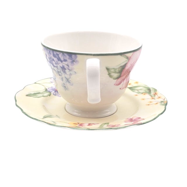 Late 20th Century Jessica McClintock Westbury Court Christina Floral Cups & Saucers, Set of 5 For Sale - Image 10 of 16