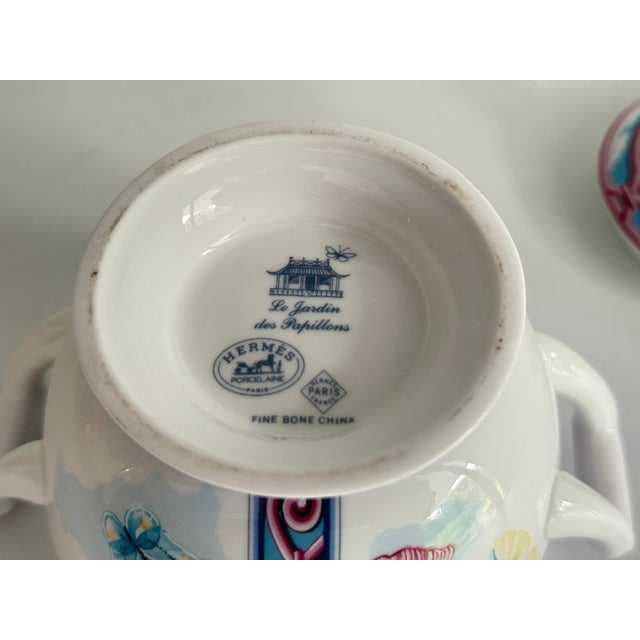 Hermès The Butterfly Garden Sugar Bowl from Hermès, 1990s For Sale - Image 4 of 6