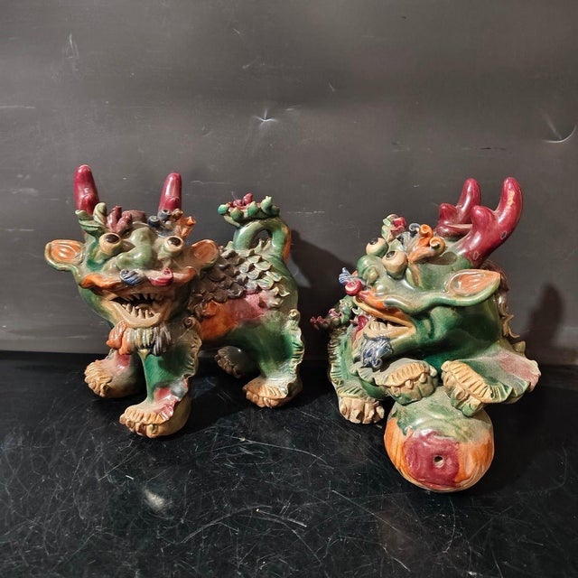 Vintage Shiwan Ware Foo Dog Statues | Pair of Ceramic Guardian Lions / Pixiu | 8" Tall For Sale - Image 4 of 9