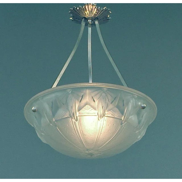 1920s French Lighting Bowl in the Muller Style, Frosted Glass With Brushed Nickel Plated Hardware For Sale - Image 4 of 4