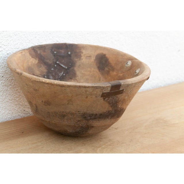 Early 20th Century Horn of Africa Carved Wooden Vessel For Sale - Image 5 of 8