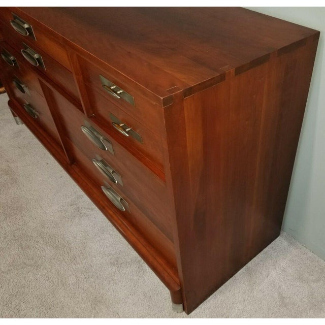 Vintage Willett Fine Furniture Mid Century Modern Solid Cherry Dresser