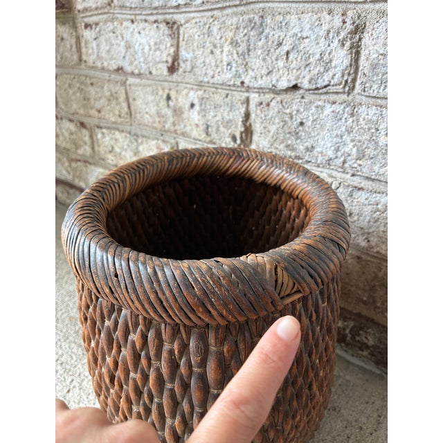 Pair of Vintage Woven Baskets For Sale - Image 12 of 16