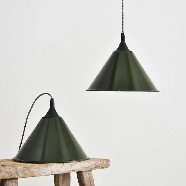 Description original vintage military mod pendant field light a mod issue field light. The light is spun aluminium...
