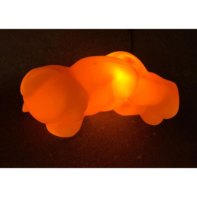 The Lumibär is a design classic from Flötto. The bright bear. Here in a very rare version lying down. Not just something...