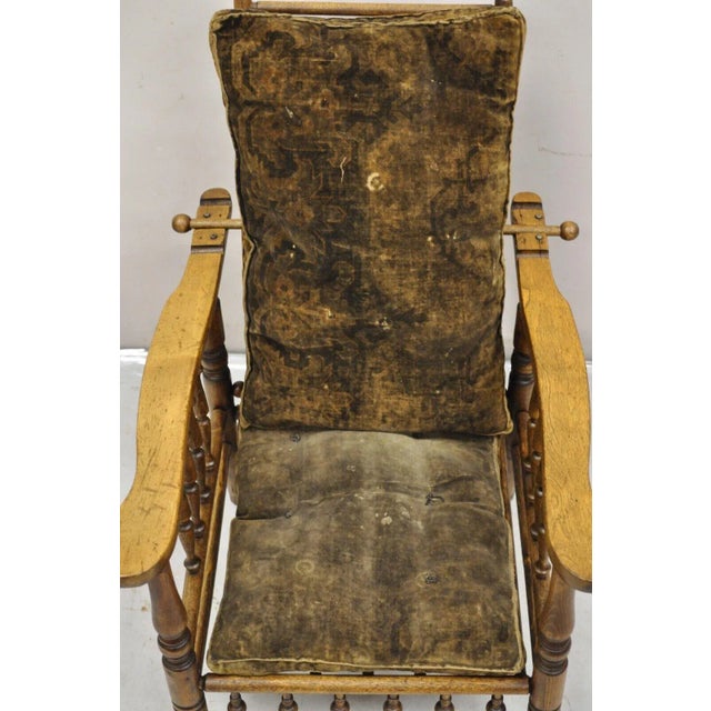 19th Century Antique Arts & Crafts Mission Turn Carved Walnut Small Child's Morris Chair For Sale - Image 4 of 12