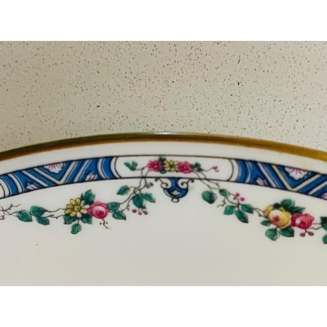 Early 20th Century Classic French Limoges Porcelain Dinner & Salad Plates- 8 Pieces For Sale - Image 11 of 12