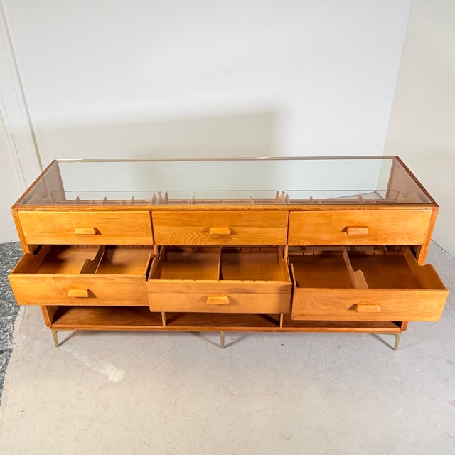 Vintage Oak Display Counter from Haka Ladenmöbel, 1960s For Sale - Image 9 of 14