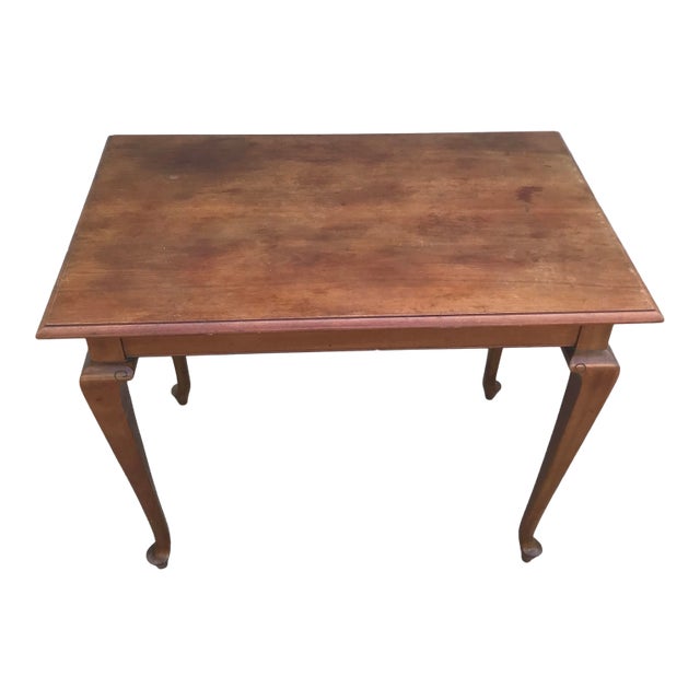 Early 20'th Century Cabriole Legged Table For Sale