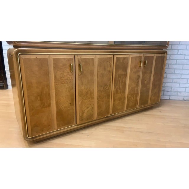 American of Martinsville Mid Century Modern American of Martinsville Mirror China Cabinet For Sale - Image 4 of 6