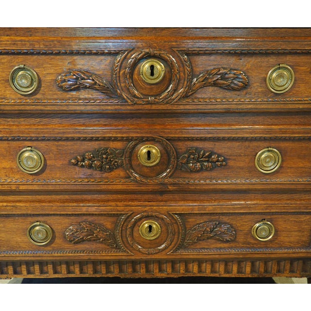 18th Century Carved French Oak and Marble Louis XVI Commode For Sale In Dallas - Image 6 of 18