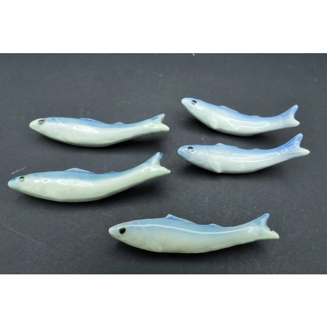 Vintage 1960s 1970s Japanese Fish Shaped Porcelain Chopstick Rests Holders- Set of 11 For Sale In Monterey, CA - Image 6 of 6