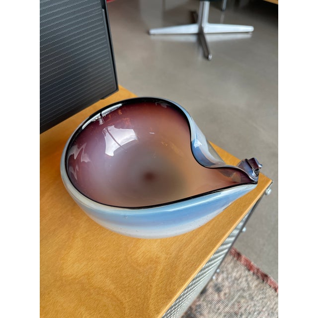 Glass Shell Bowl Opalescent Sommerso Snail Attributed to Alfredo Barbini and Murano For Sale - Image 7 of 11