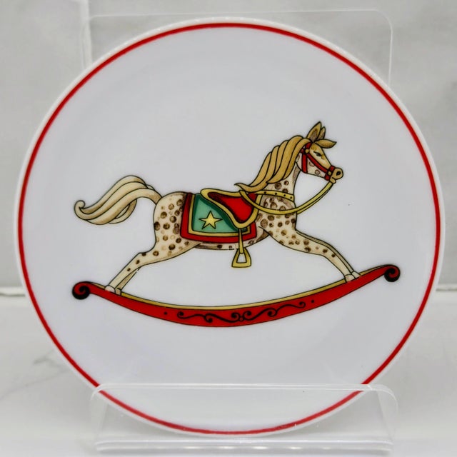 Ceramic Vintage 1987 Vista Alegre Portugal “Christmas Magic” Porcelain Coasters, Set of 6 For Sale - Image 7 of 9