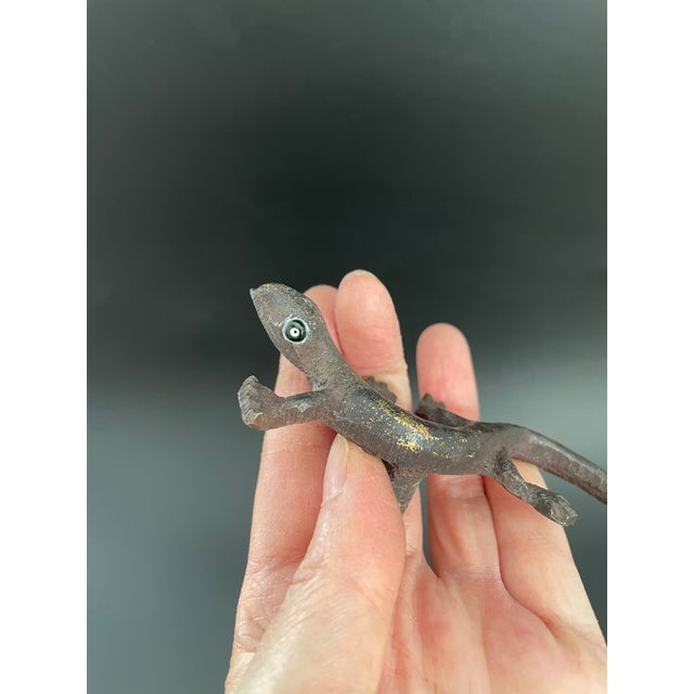 Mixed Lot of 2 Large Vintage Rustic Brass Lizard Cabinet Knobs Drawer Pulls For Sale - Image 12 of 15