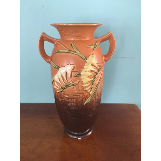Roseville Pottery 1945 Roseville Pottery Large Floor Vase For Sale - Image 4 of 9