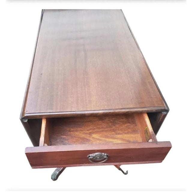 1940s Brandt Furniture Sheraton Style Dropleaf Pedestal Small Dining Table, C. 1940s For Sale - Image 5 of 11