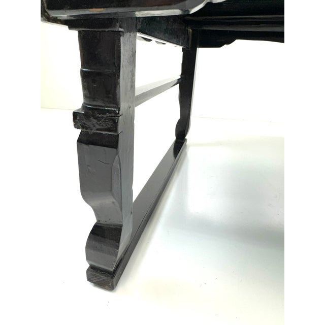 1970s Vintage Chinese Black Lacquer Mother-of-Pearl Inlaid Low Kang Table For Sale - Image 5 of 14