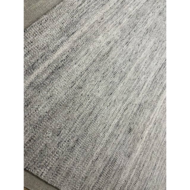 Rh Saravia Wool & Jute Rug – 9x12 Grey Multi | Handwoven Wool & Jute | Made in India For Sale - Image 12 of 18