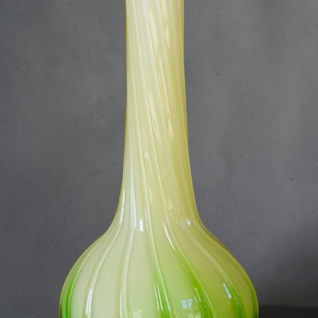 Italian Murano Mouth-Blown Glass Vase from Maestri Di Murano, 1960 For Sale - Image 4 of 10