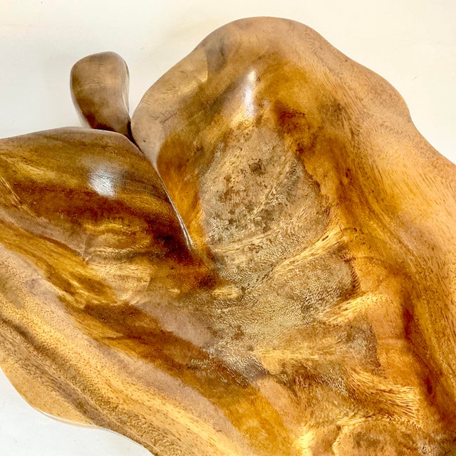 Mid-Century Coastal Boho Chic Large Hawaiian Wood Leaf Platter Bowl Catchall For Sale - Image 9 of 12