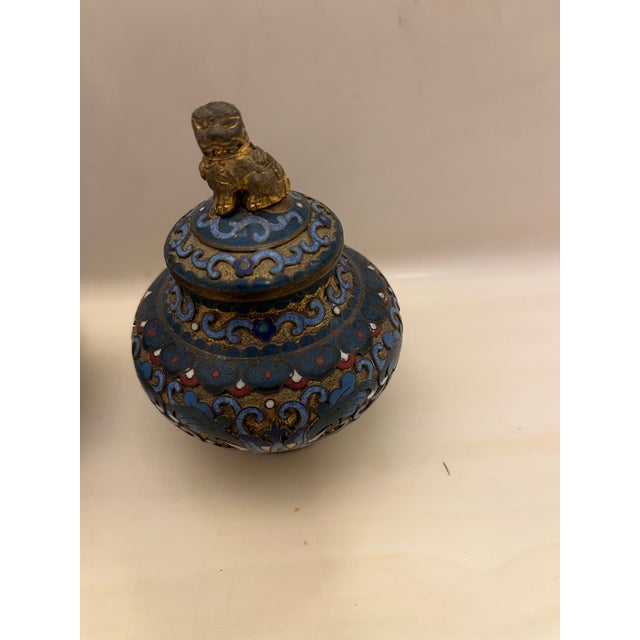 Pair of Antique Handmade Chinese Foo Dog Enamel Champleve Cloisonné Ginger Jars For Sale - Image 4 of 12