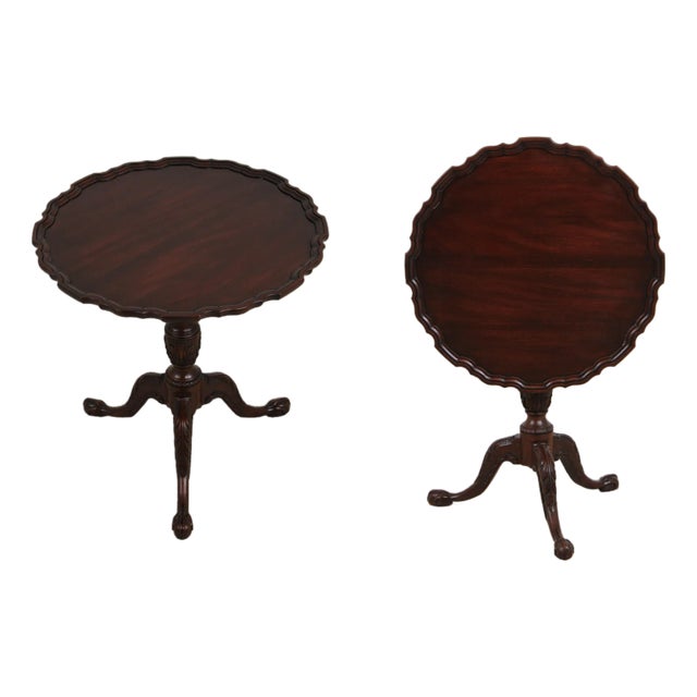 Henkel Harris Mahogany Pie Crust Tilt Top Table For Sale