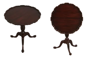 Henkel Harris Mahogany Pie Crust Tilt Top Table