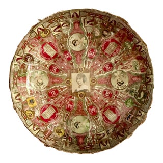 Antique Folk Art Cigar Band Découpage Bowl With Central Portrait For Sale