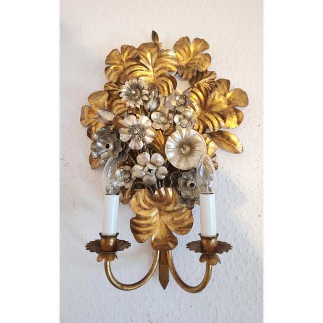 Hand-Shaped Floral Gilded and Silvered Wall Lamp by S. Salvadori, 1950s For Sale - Image 10 of 18