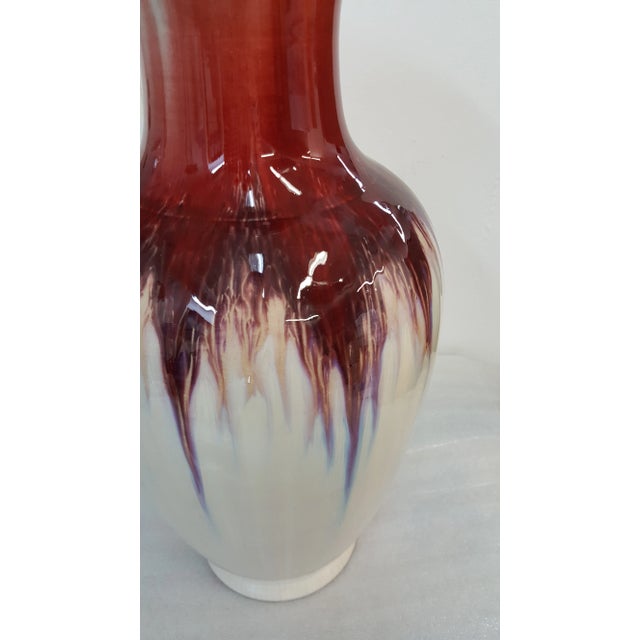 2000 - 2009 Maitland Smith Hand Painted Ivory and Red Color Vase For Sale - Image 5 of 8