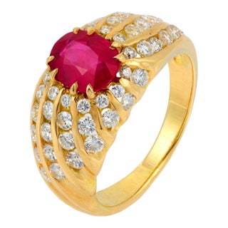 Mid 20th Century French Gia 1.00 Carat Burma Ruby Diamond 18k Yellow Gold Ring, Size 6.25 For Sale