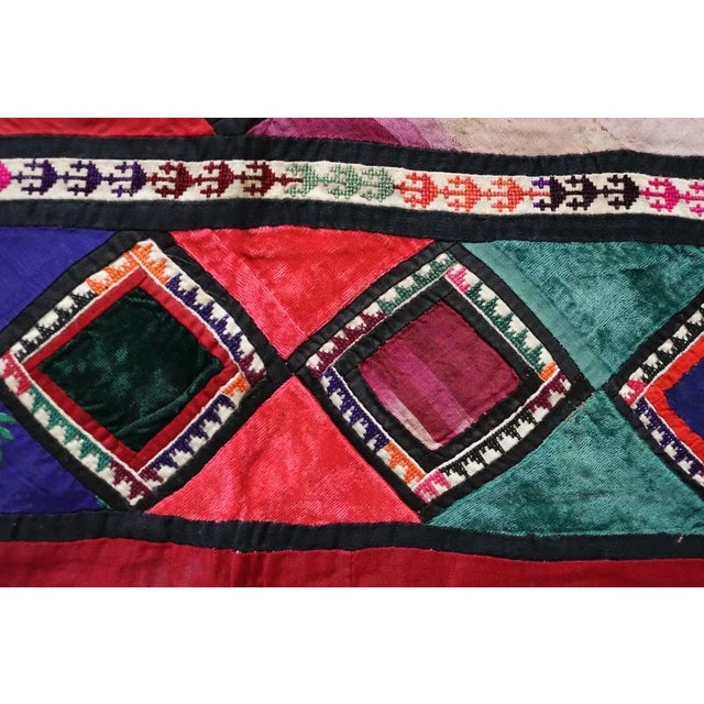 Vintage Embroidered Uzbek Wall Hung Patchwork Tapestry, 1920s For Sale - Image 11 of 13