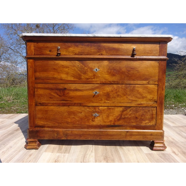 Louis Philippe Commode in Walnut and White Marble, 1850s For Sale - Image 13 of 18