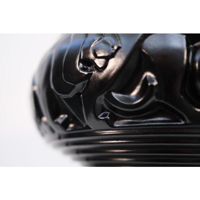 Art Deco Lion Vase by Pierre Davesn, 1930 For Sale - Image 9 of 10