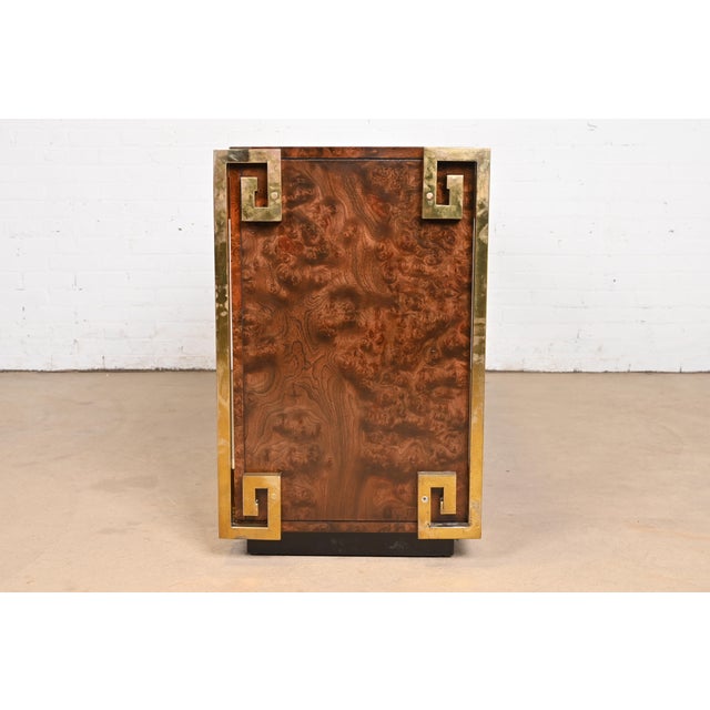 William Doezema for Mastercraft Mid-Century Modern Burl Wood and Brass Greek Key Sideboard Credenza, 1970s For Sale - Image 10 of 12