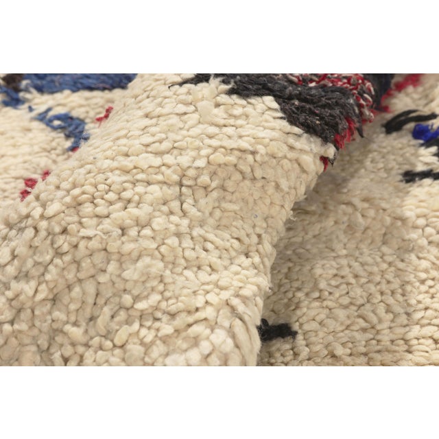 Textile Vintage Azilal Moroccan Rug, 03'10 X 07'00 For Sale - Image 7 of 10