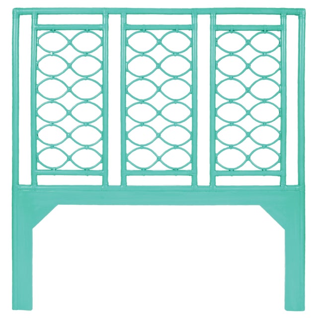 Elevate your space with the modern sophisticated charm of our Infinity bed. Beautifully handcrafted from natural rattan,...