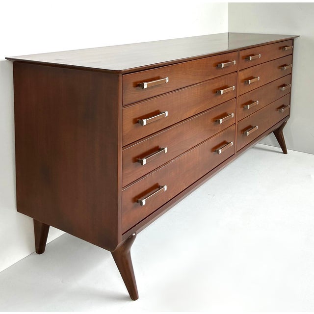 Renzo Rutili Chest of Drawers for John Stuart Furniture, Fully Restored Offered for sale is a Renzo Ruli designed chest of...