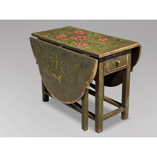 Vintage Italian Green Painted Drop-Leaf Table, 1920 For Sale - Image 3 of 12