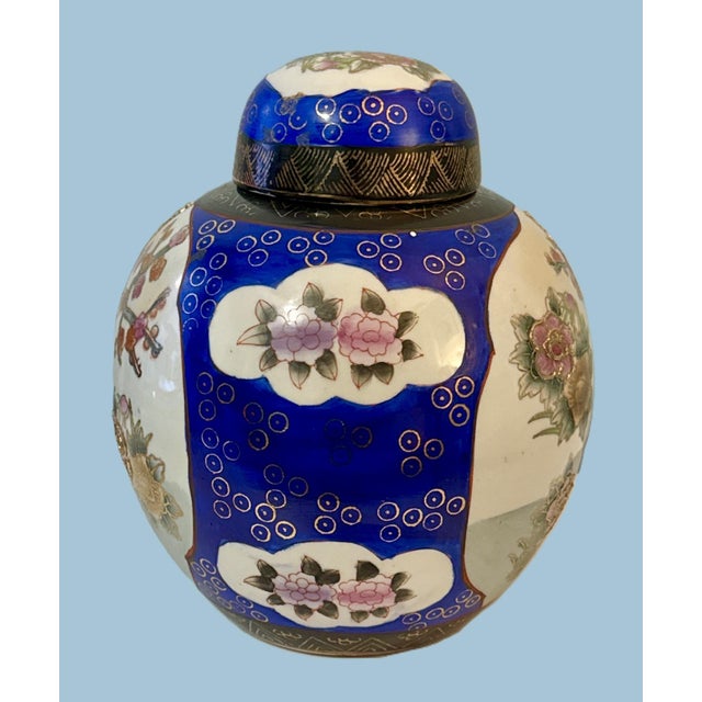 Vintage Hand Painted Large Chinese Ginger Jar For Sale In New York - Image 6 of 9