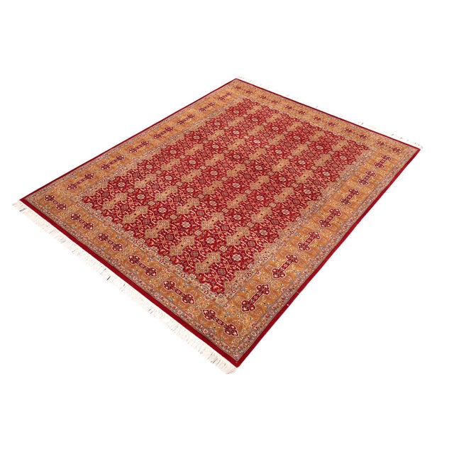 Designed with mesmerizing intricacy and gorgeous color palette, this hand-knotted masterpiece demonstrates the beauty and...
