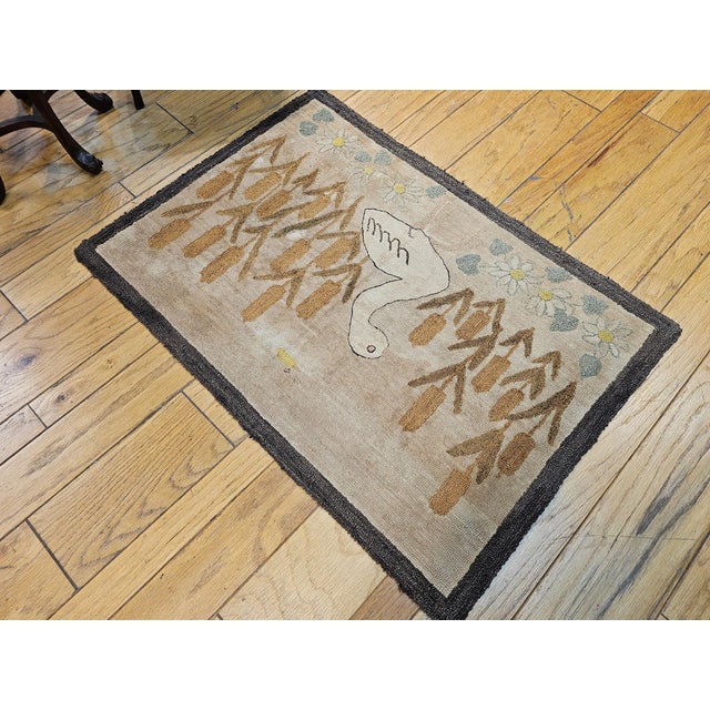 Early 20th Century Hooked Rug Rug For Sale - Image 11 of 12